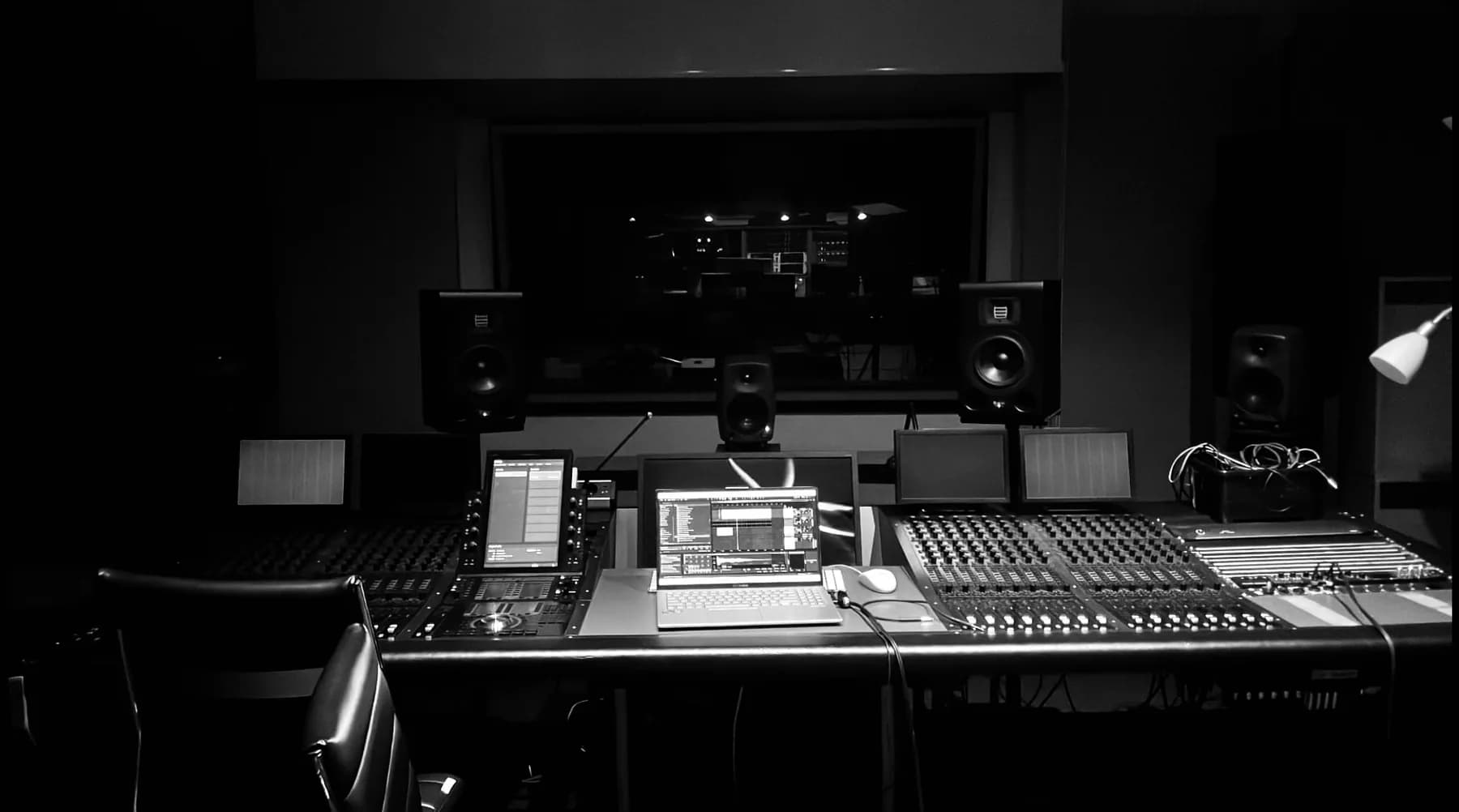 Console wide shot, B&W